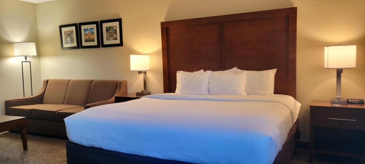 Spark By Hilton San Antonio Airport Extérieur photo