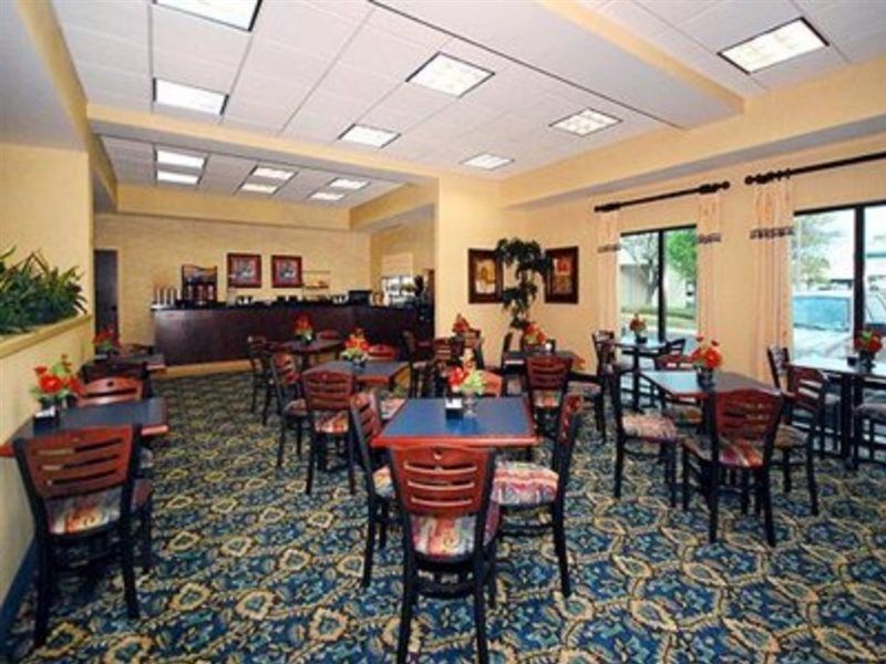Spark By Hilton San Antonio Airport Extérieur photo